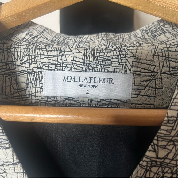 MM Lafleur Black Ivory Scribble Jacquard V~Neck Sheath Dress Sz 6 Career Capsule - Picture 2 of 9